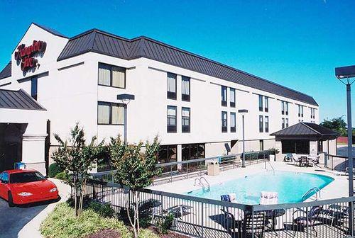 Hotel Hampton 3*