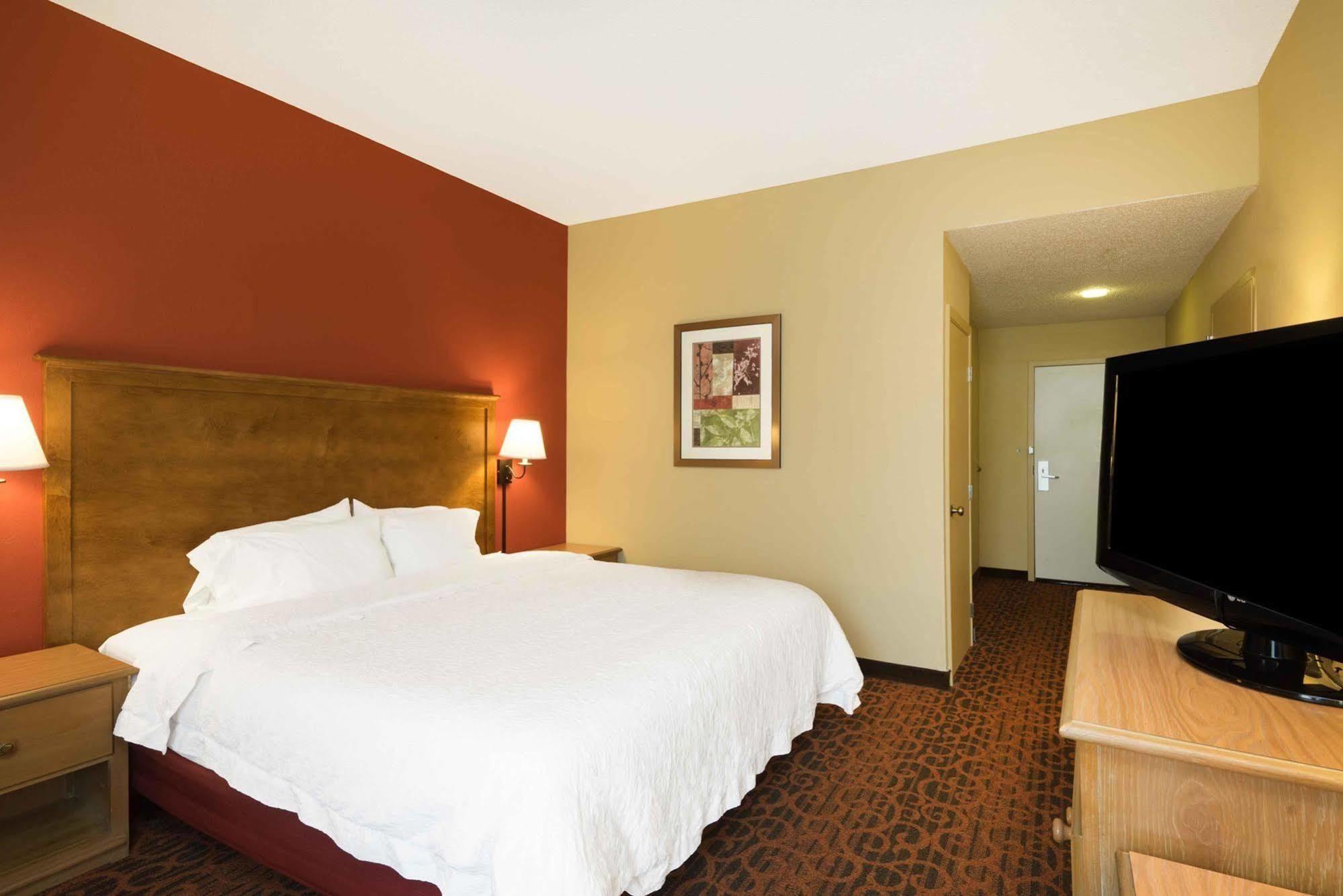 Hotel Hampton