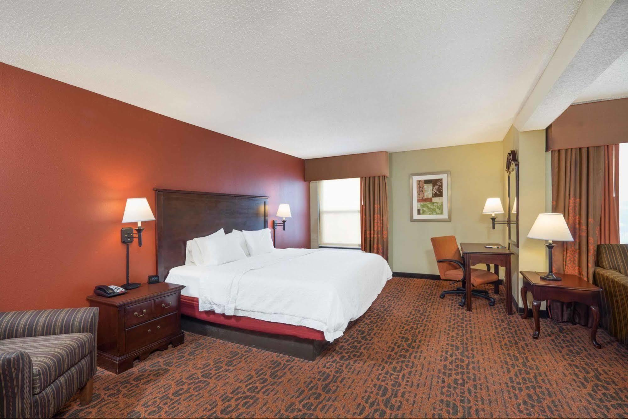 Hampton 3* Jonesboro
